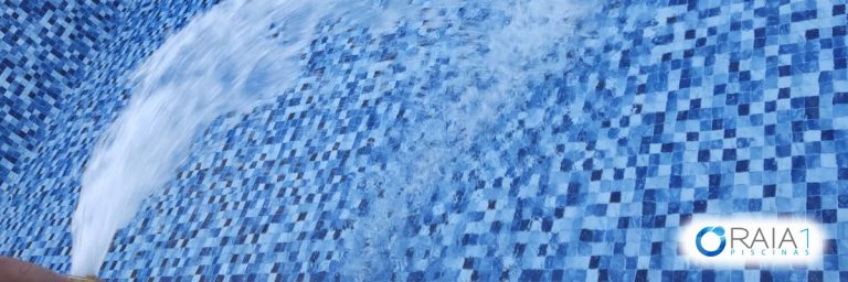 Troca de Vinil da Piscina